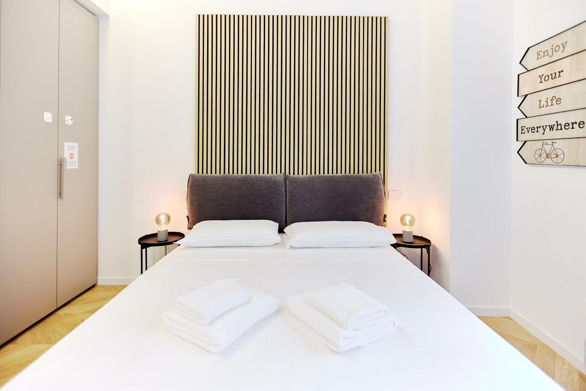 Duomo Imperial Suits - Modern And Comfortable Milan Exterior photo